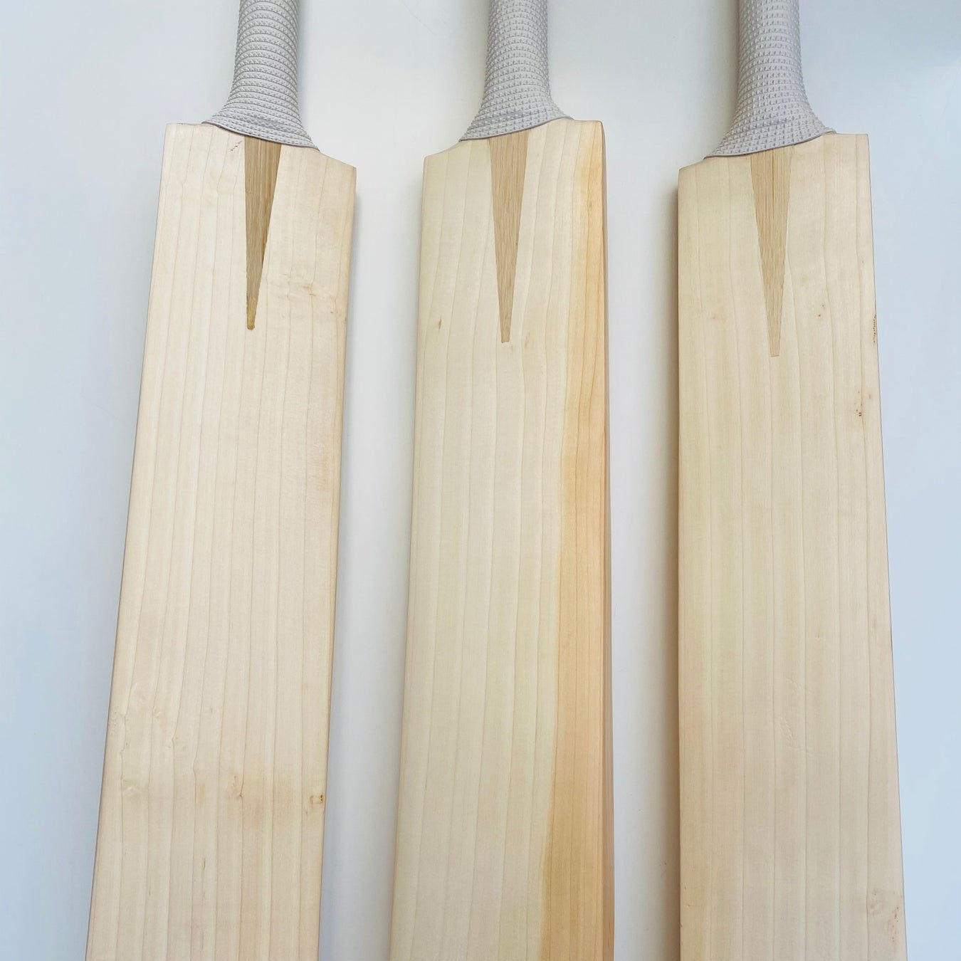 Grade 1 English Willow Bat 